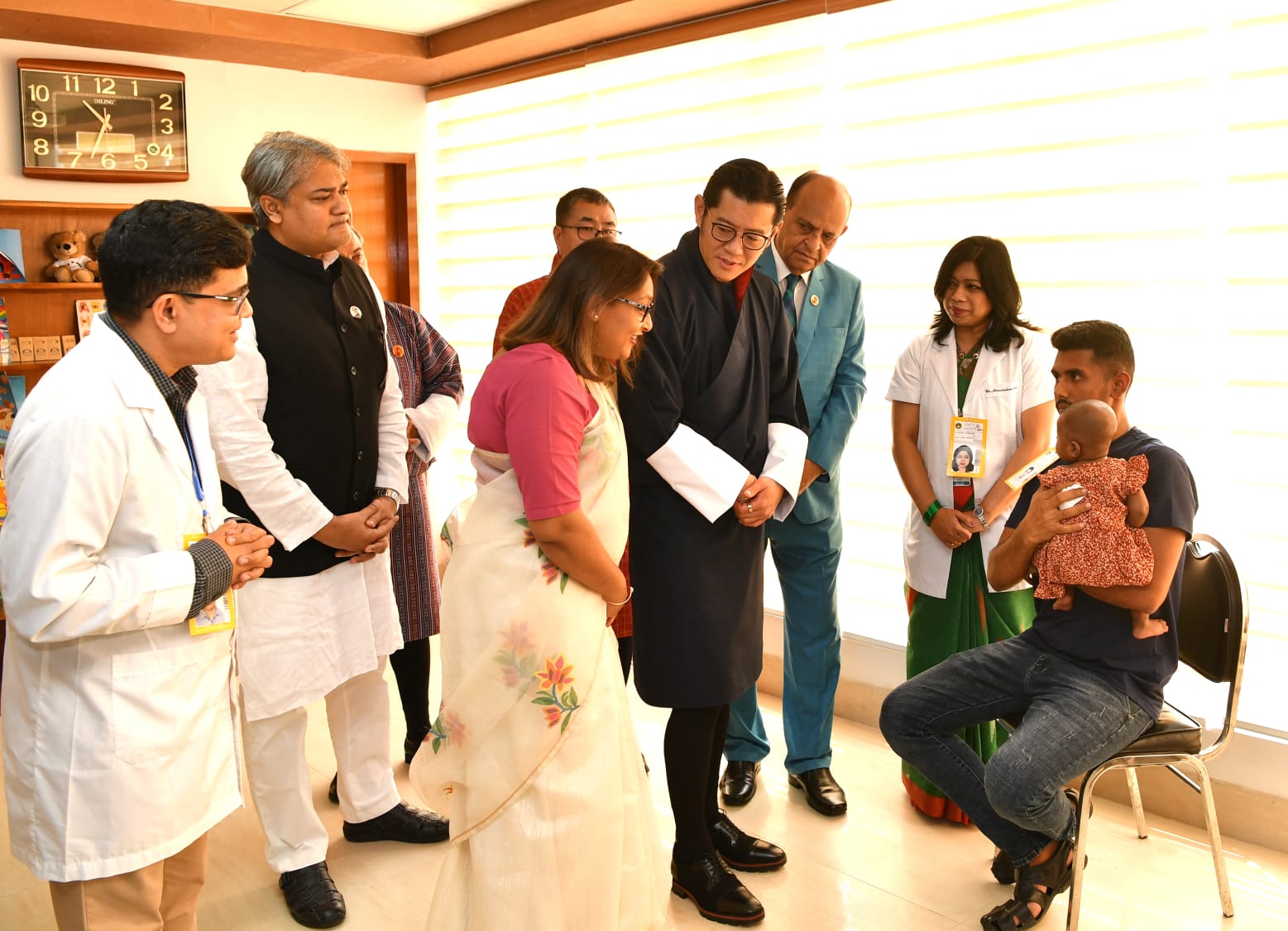 Photo 2 - SEAR RD visit to Bangladesh - With King of Bhutan